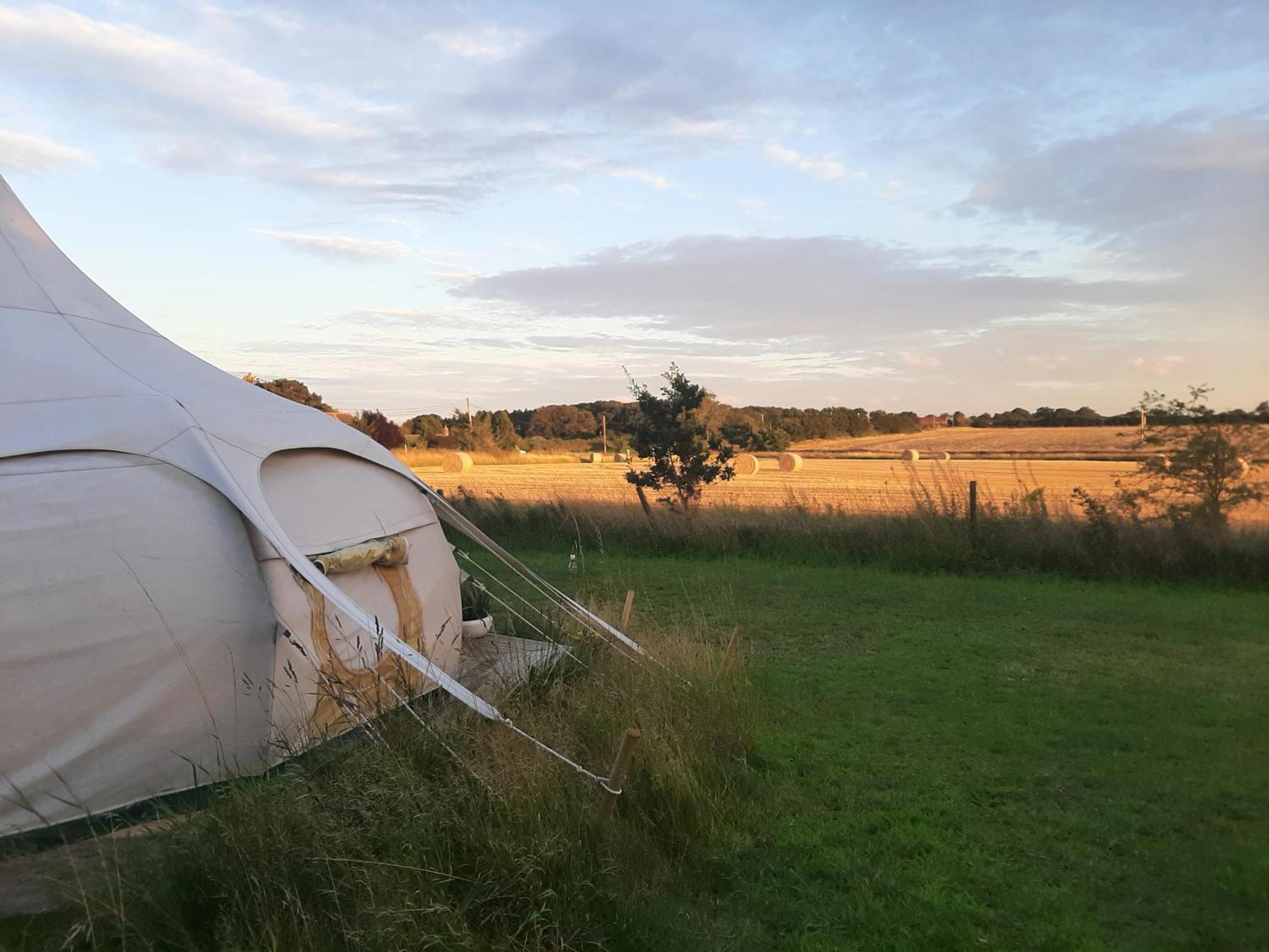 Отель Wild Retreat Cawston Экстерьер фото